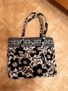 Black & White Floral Vera Bradley Quilted Tote Bag